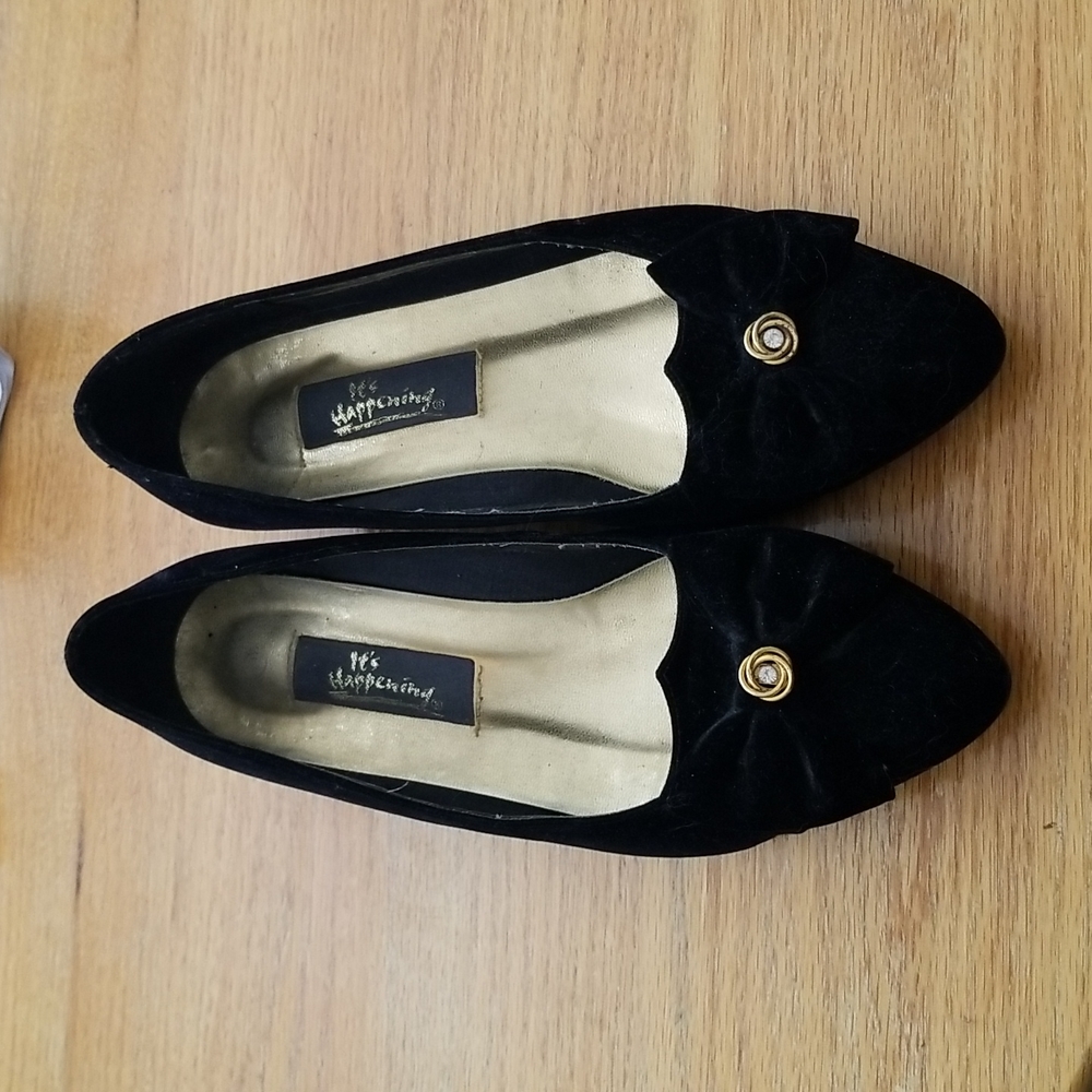 WOMEN'S Shoes